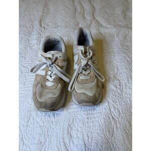 New Balance 574 platform sneakers off white women’s size 8 well loved outdoor